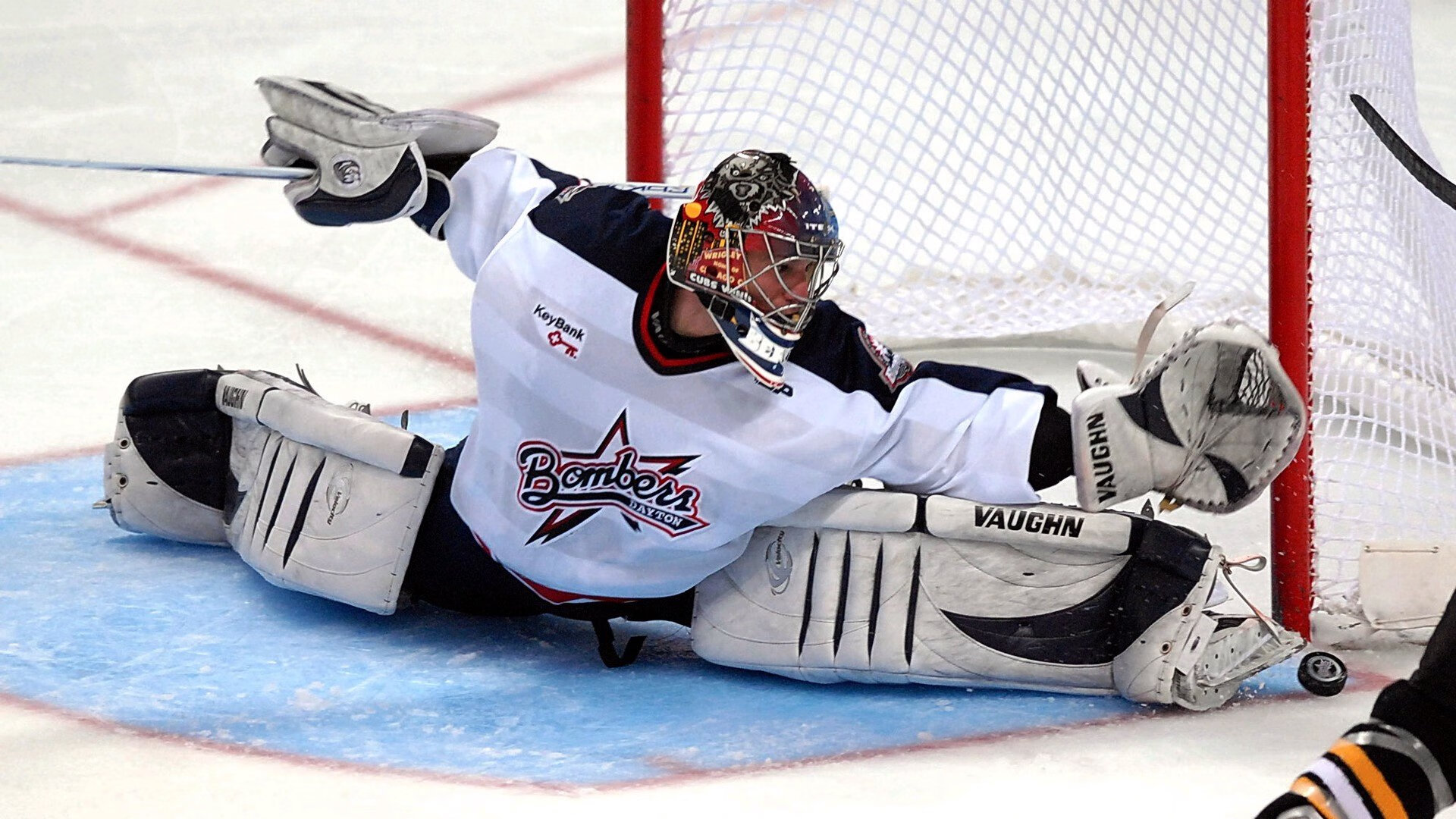 开云体育下载官网-“青春逐梦”青少年篮球公益演讲在广州动情上演，弘扬体育精神和梦想追求