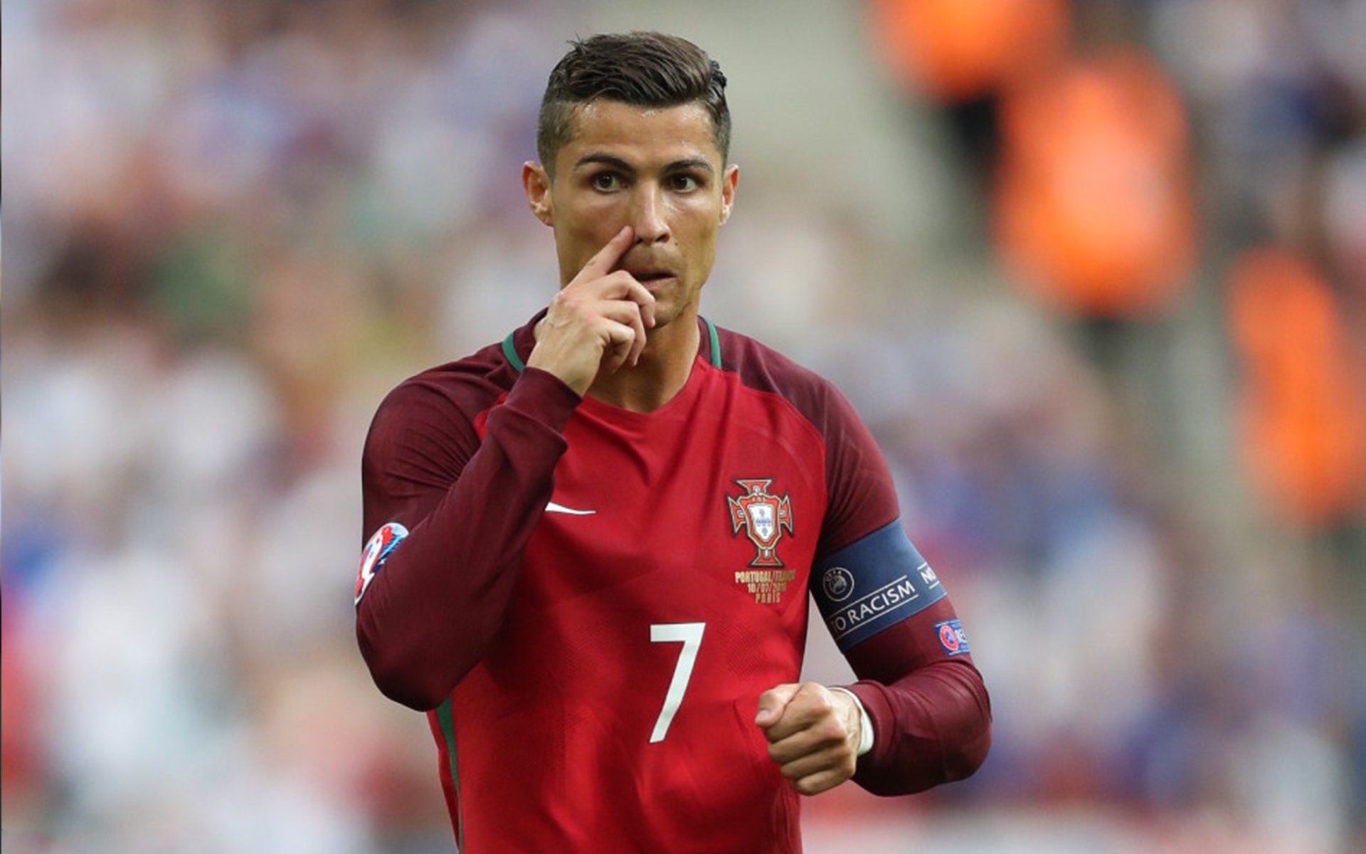 巴黎圣日尔曼豪掷千万引进德甲锋霸,巴黎圣日尔曼全队合照